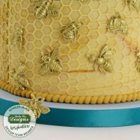Honigwabe und Bienen Mould - Continous Honeycomb and Bees von Katy Sue