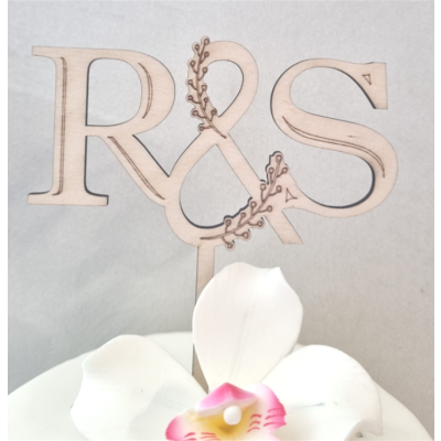 Initialen mit Ranken im  & Zeichen Holz Topper Tortenstecker für z.B. Hochzeit 10 cm