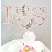 Initialen mit Ranken im  & Zeichen Holz Topper Tortenstecker für z.B. Hochzeit 13 cm