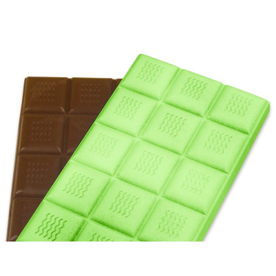 Spray f&uuml;r Schokolade - gr&uuml;n 100 ml -- MHD 12/2021 f&uuml;r Schaust&uuml;cke geeignet - von Cake Masters - deckt auch dunkle Schokolade und Zucker