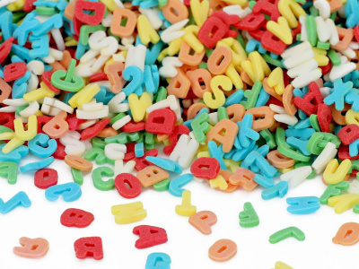 ABC Buchstaben Sprinkles Streudeko  in der Vorratsdose von Cake Masters 60 g in Streudose
