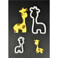 Giraffe Mama und Baby Ausstecher Set - Mummy and Baby Range von fmm